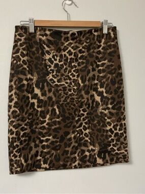 Vintage Size Medium Leopard Print Mini Skirt Stretchy Pull on Fit. Made in Cana